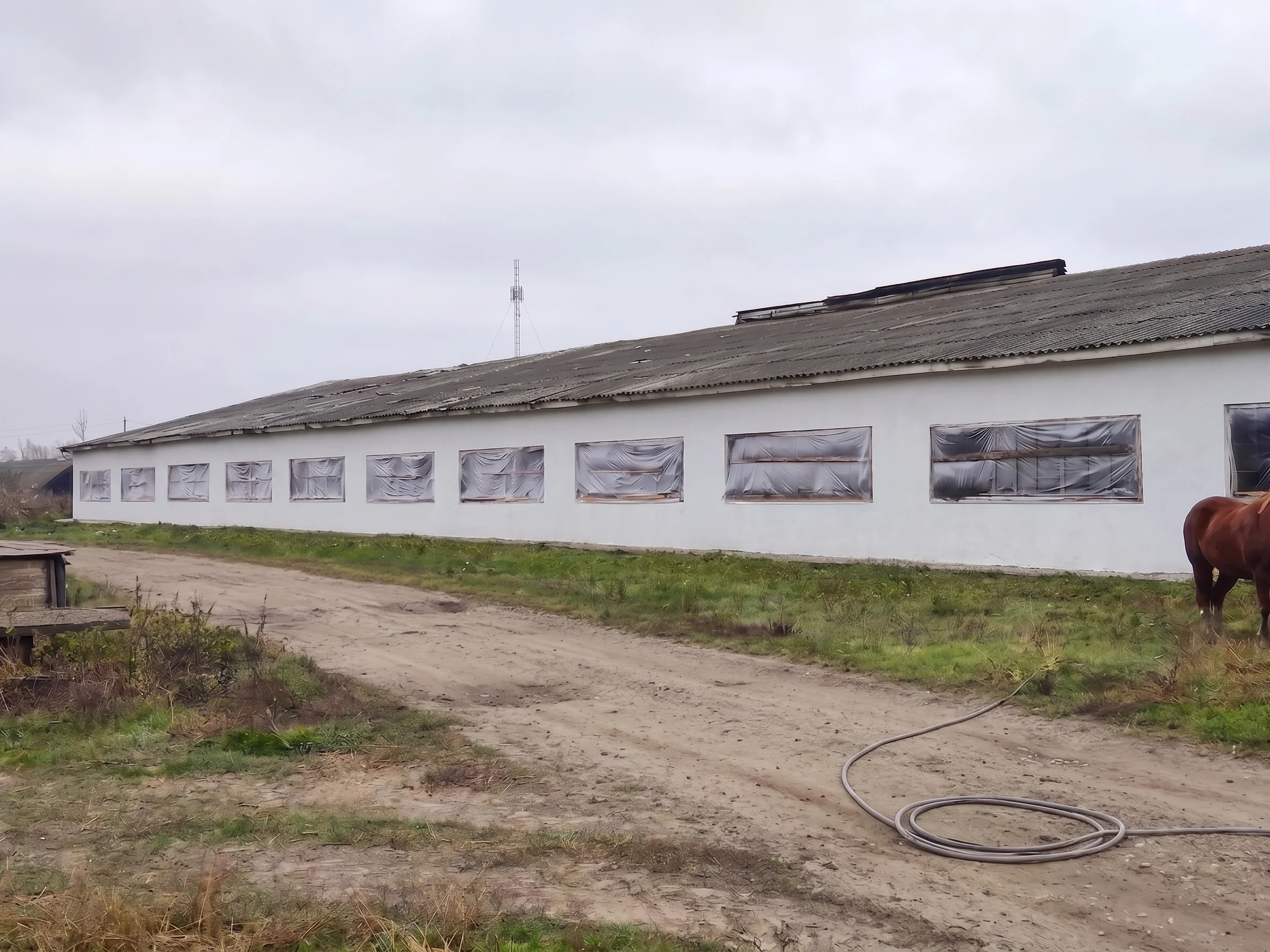 Майновий комплекс 30 000 м² — Горбове